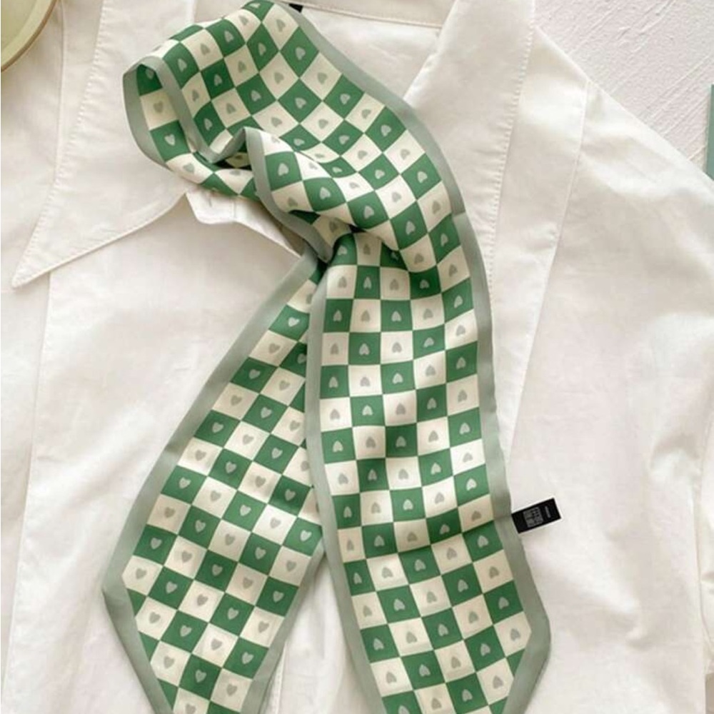 Set of 4 Green Pattern Hair Scarves - Picture 4 of 6